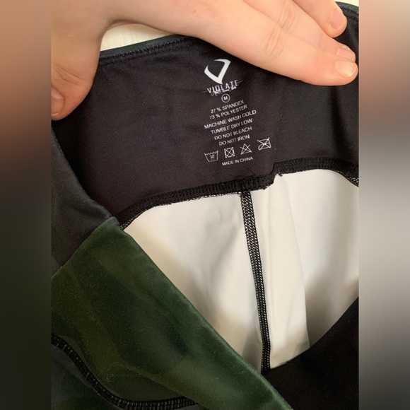 Violate The Dress Code Green Camo Leggings - Picture 4 of 4